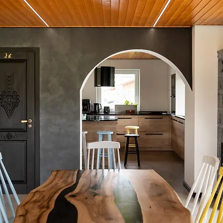 House For 20 People With A Private And Bar Koma House * Sidzina