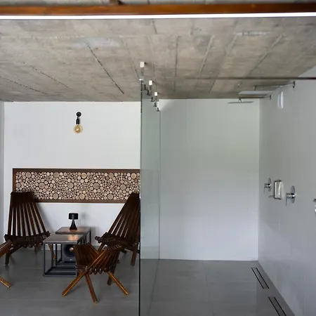 House For 20 People With A Private And Bar Koma House ヴィラ
