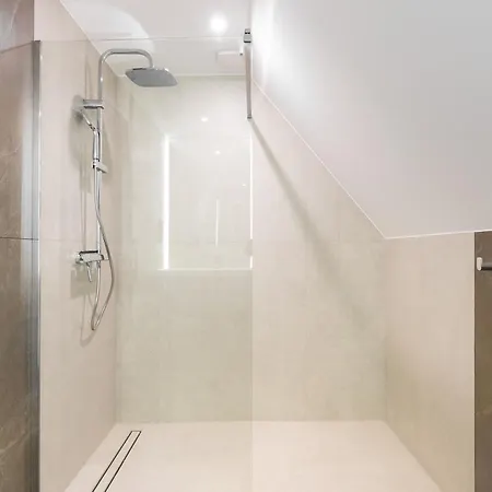 ヴィラ House For 20 People With A Private And Bar Koma House *