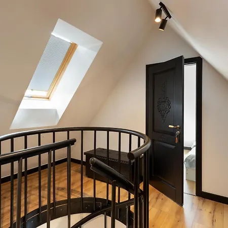 ヴィラ House For 20 People With A Private And Bar Koma House Sidzina