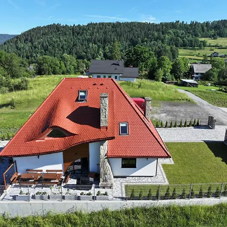 House For 20 People With A Private And Bar Koma House