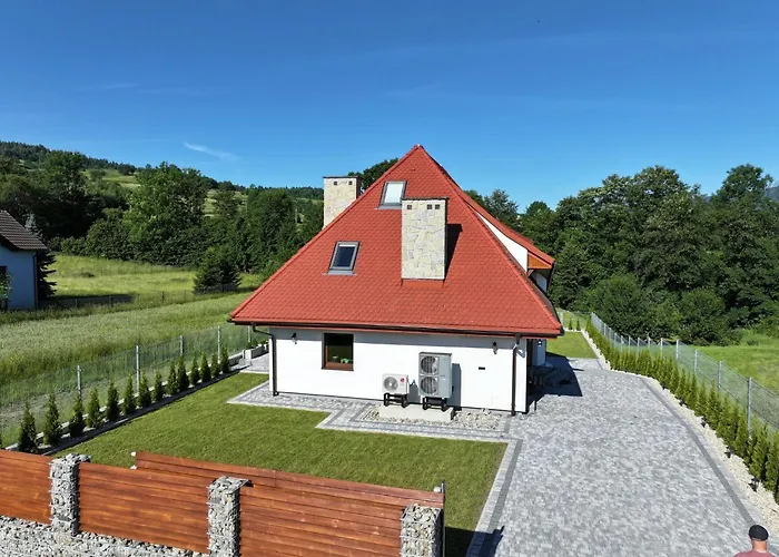 House For 20 People With A Private And Bar Koma House *